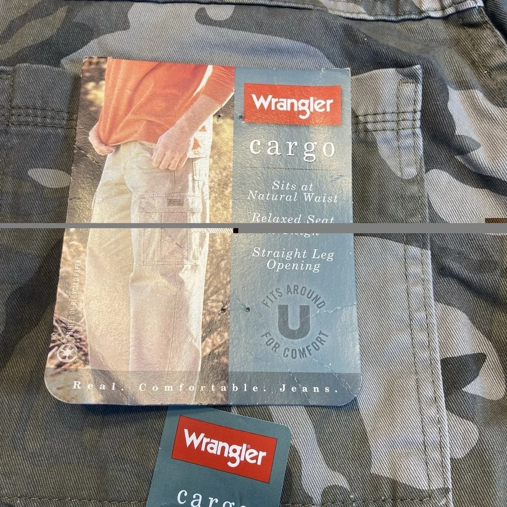 NEW Wrangler Cargo Pants Camouflage Straight Leg Relaxed‎ Seat Men's 30x30